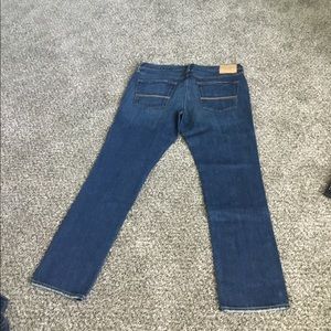 abercrombie and fitch jeans